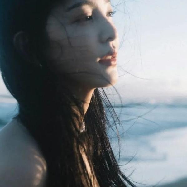 震惊值拉满,灾荒年我靠系统翻身